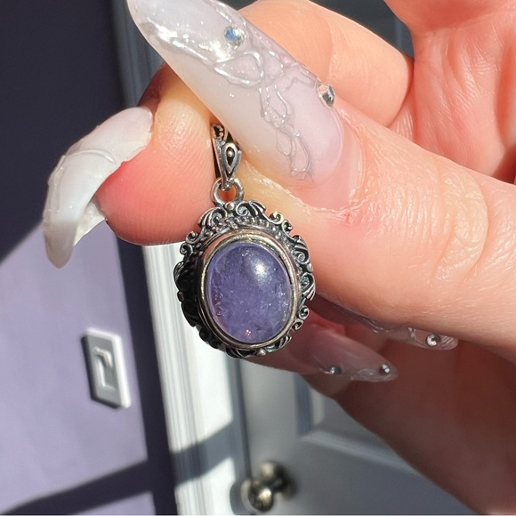 Tanzanite Pendant Necklace - Picture 7 of 8